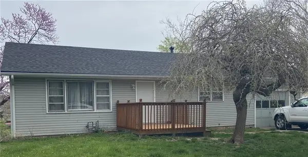 3708 NE 43rd Street, Kansas City, MO 64117