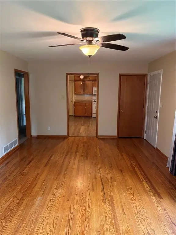 3708 NE 43rd Street, Kansas City, MO 64117 - #3