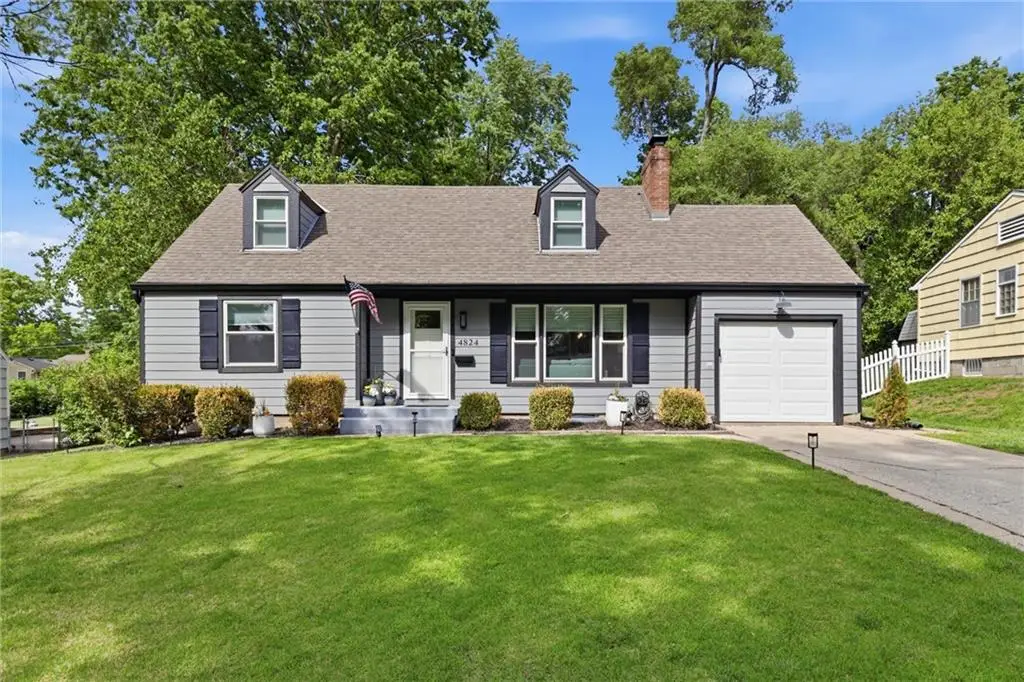 4824 W 78th Street, Prairie Village, KS 66208 - #1
