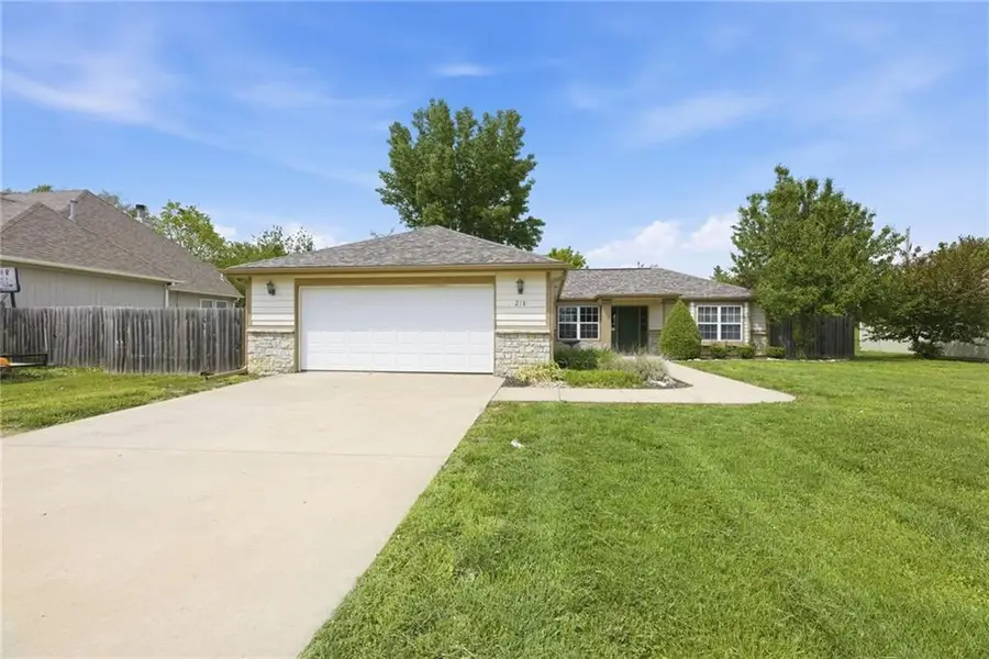 218 Hillside Drive, Baldwin City, KS 66006 - #2