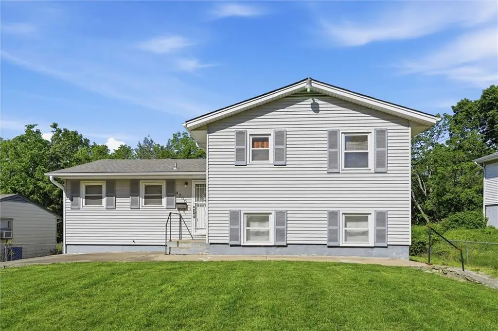 4706 Kensington Street, Kansas City, MO 64130 - #1