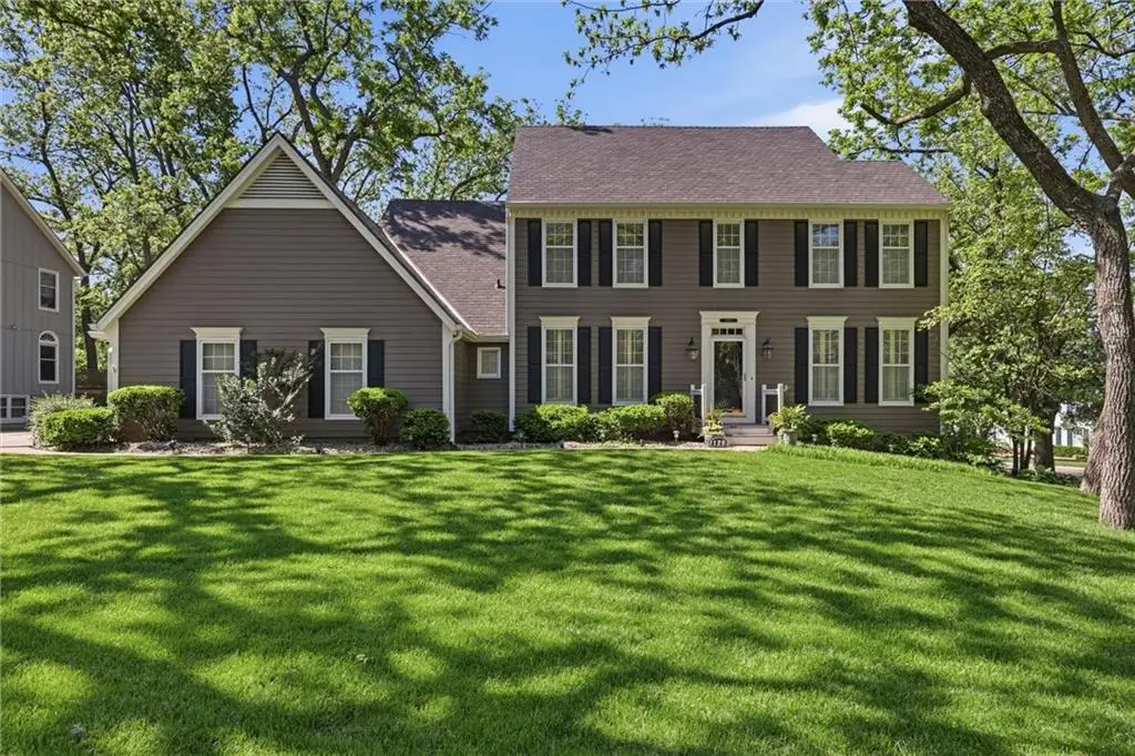 11203 W 124th Street, Overland Park, KS 66213 - #1