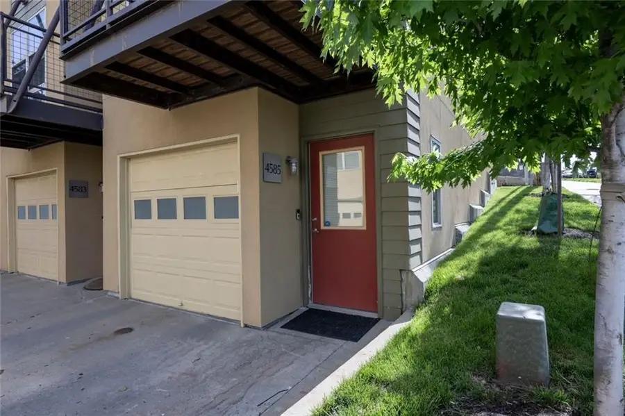 4585 Madison Avenue, Kansas City, MO 64111 - #2