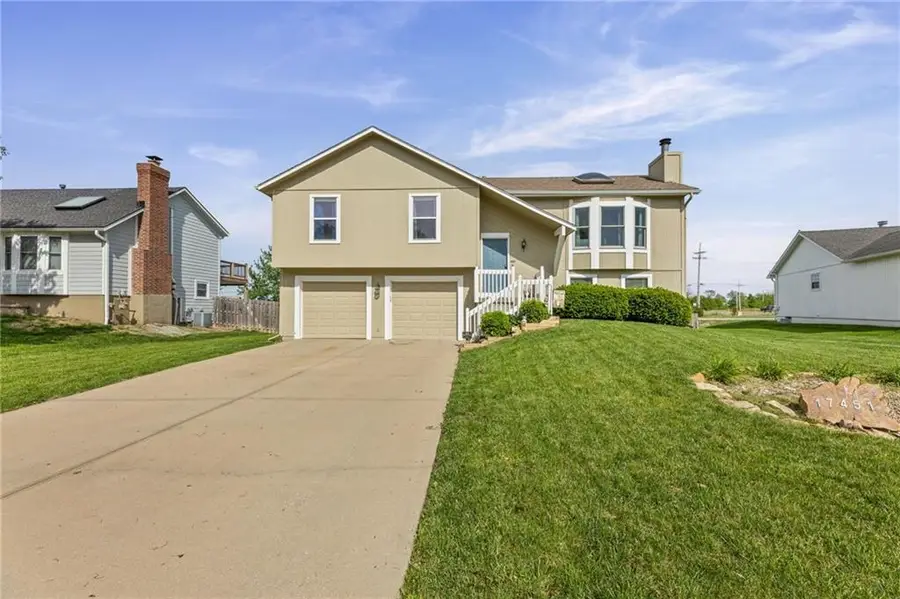 17451 S Ingrid Street, Gardner, KS 66030 - #3