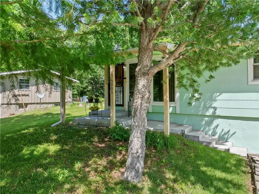 5903 N Garfield Avenue, Gladstone, MO 64118 - #3