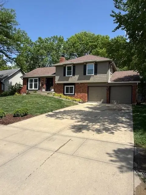 9715 Craig Street, Overland Park, KS 66212