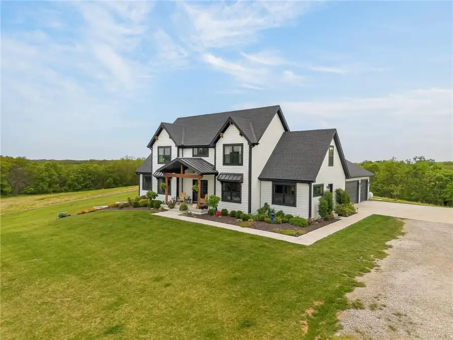 7563 County Road 421 Road, Amazonia, MO 64421 - #3