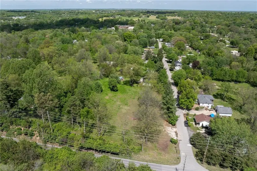 4406 Orchard Road, Saint Joseph, MO 64505 - #2