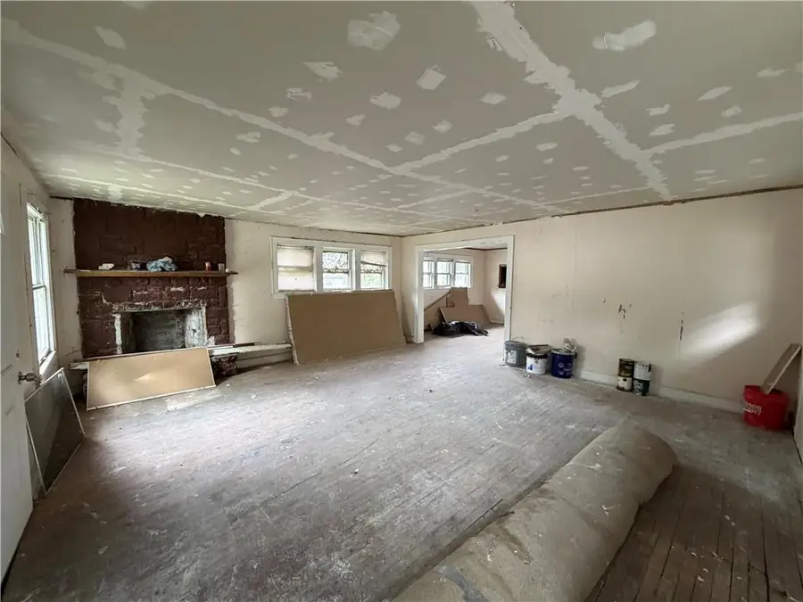 419 N Elmwood Avenue, Kansas City, MO 64123 - #2