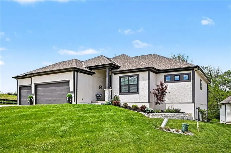 5055 NW Linder Lane, Riverside, MO 64150 - #3