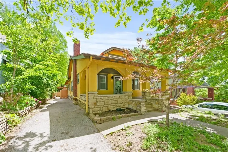 5125 Tracy Avenue, Kansas City, MO 64110 - #2