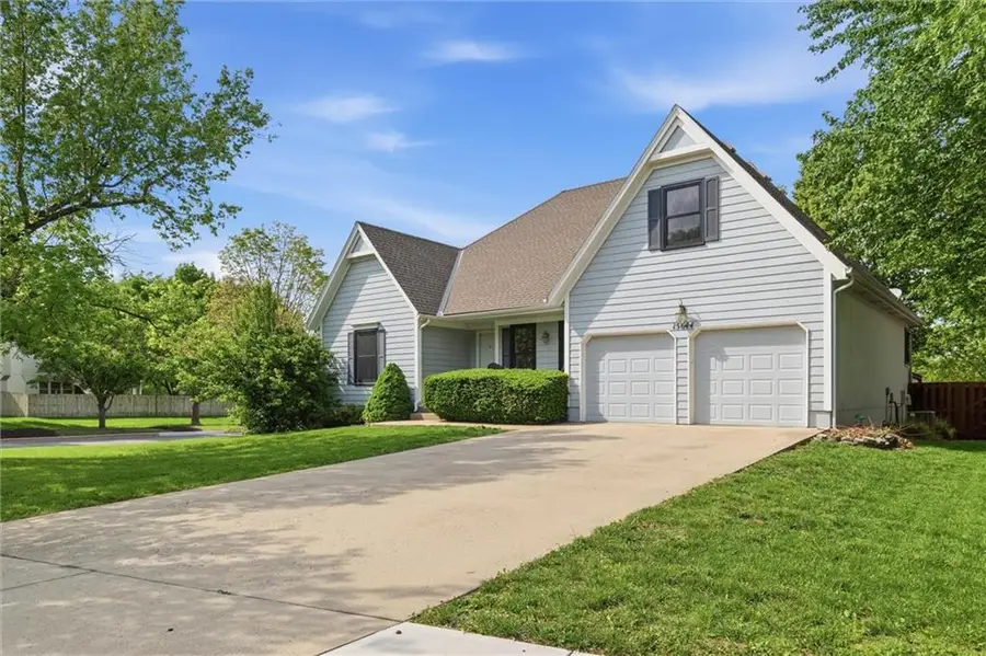15644 W 83rd Terrace, Lenexa, KS 66219 - #3
