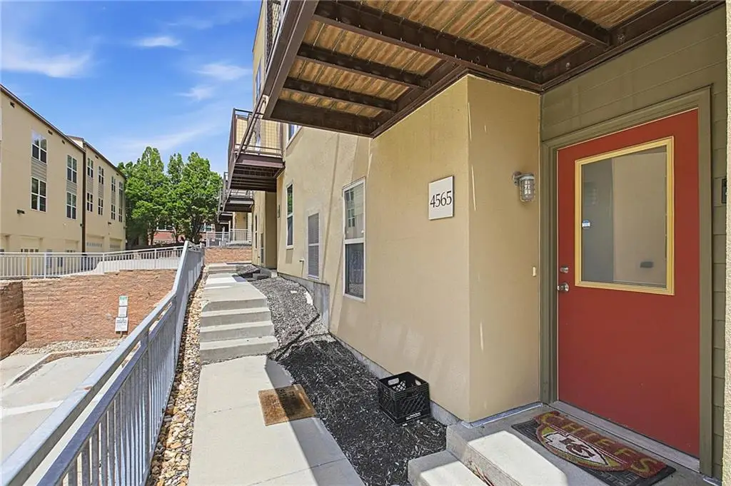4565 Madison Avenue, Kansas City, MO 64111 - #1