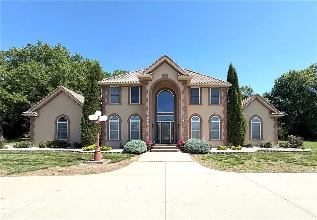 109 Crestwood Estates, Pittsburg, KS 66762 - #1