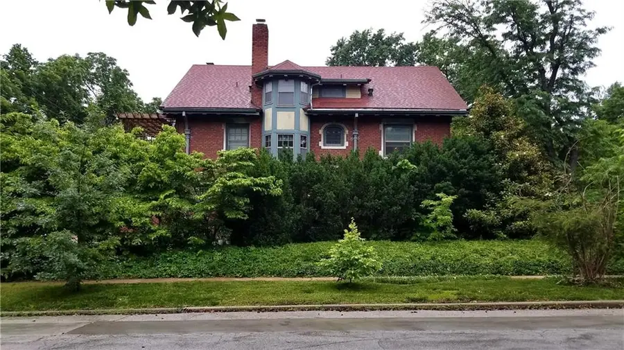 3601 Charlotte Street, Kansas City, MO 64109 - #2