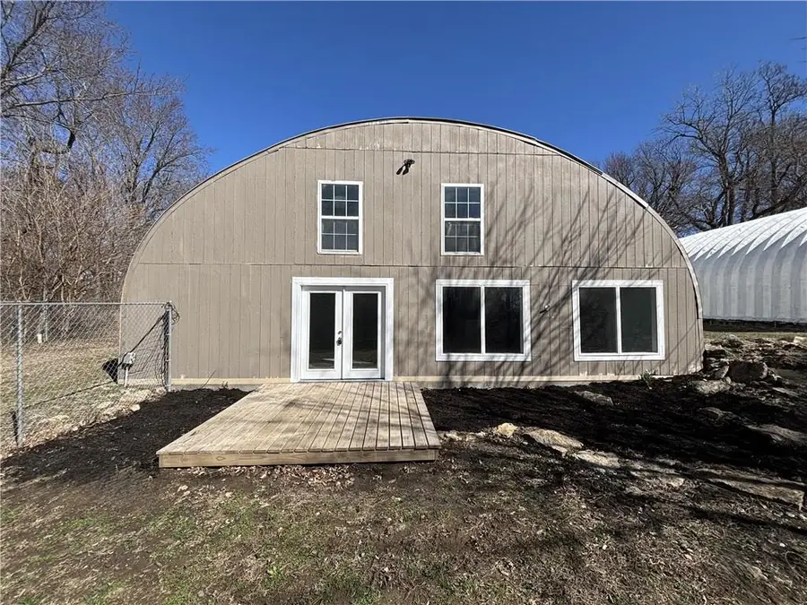 2910 Karnes Road, Saint Joseph, MO 64506 - #2