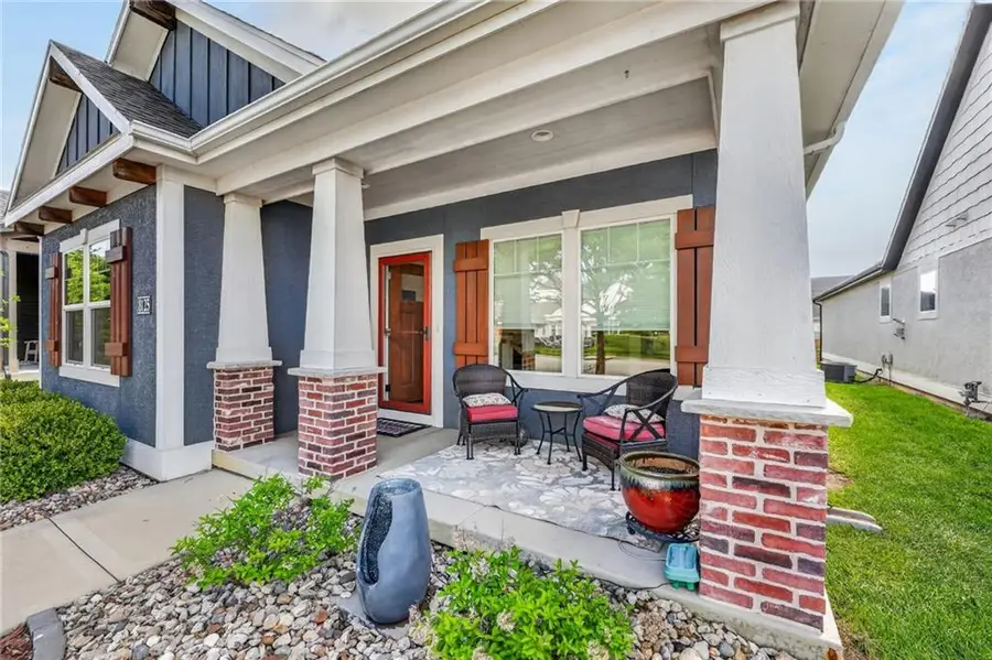 8125 N Farley Avenue, Kansas City, MO 64158 - #2