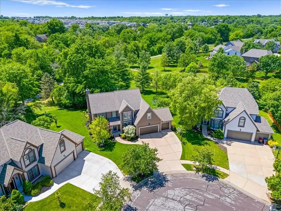 14116 Richards Street, Overland Park, KS 66221 - #3