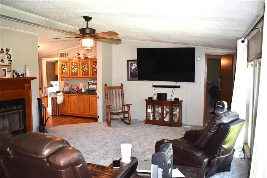 424 Leidy Street, Cosby, MO 64436 - #2