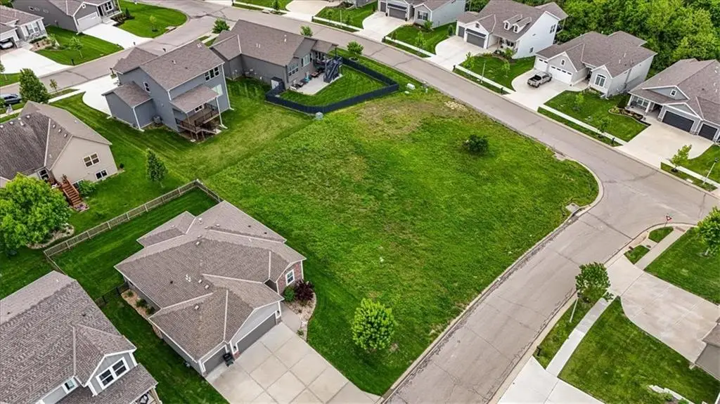 25237 W 141st Terrace, Olathe, KS 66061 - #1