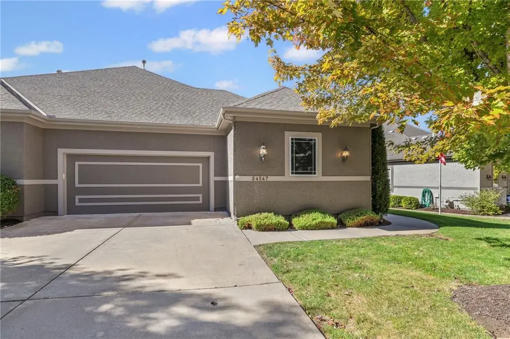24547 W 110th Street, Olathe, KS 66061 - #1