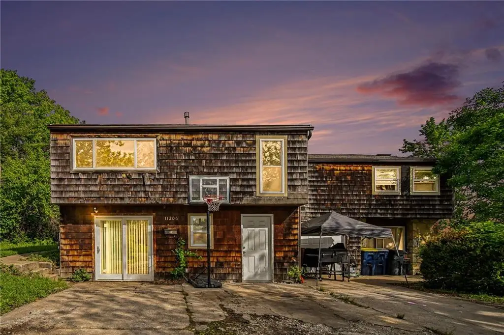 11204-11206 College Avenue, Kansas City, MO 64137 - #1