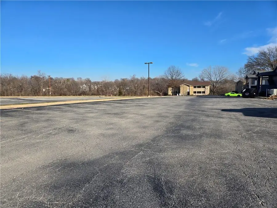 4220 S Hocker Drive, Independence, MO 64055 - #2