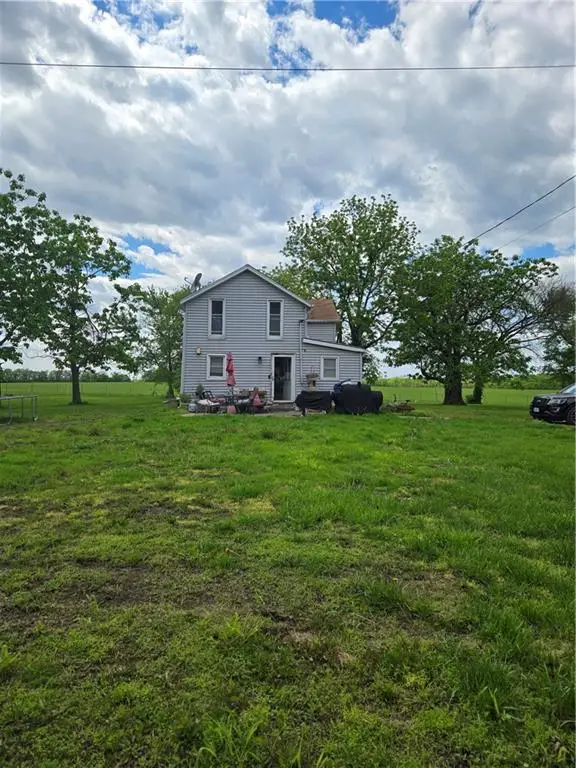 29613 S Sycamore Grove Road, Garden City, MO 64747