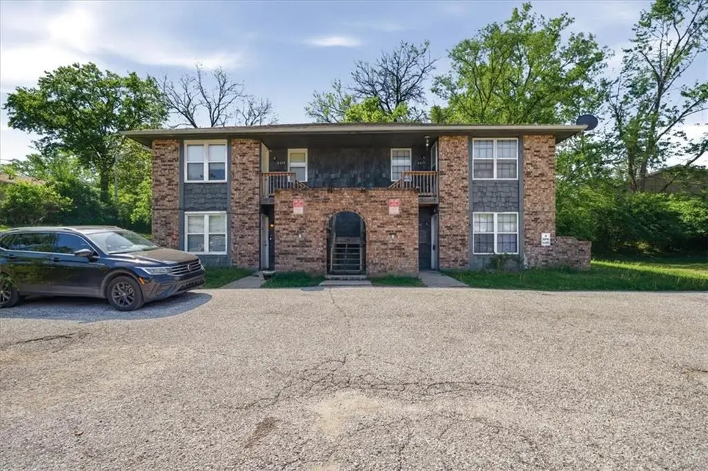 9213-9219 E 54th Terrace, Raytown, MO 64133 - #1