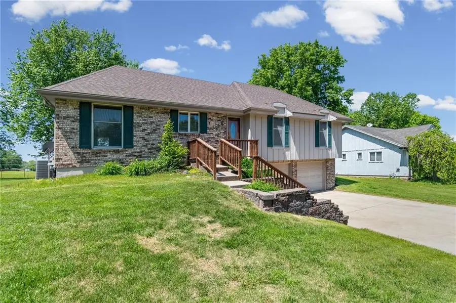 816 Kristen Street, Cameron, MO 64429 - #3