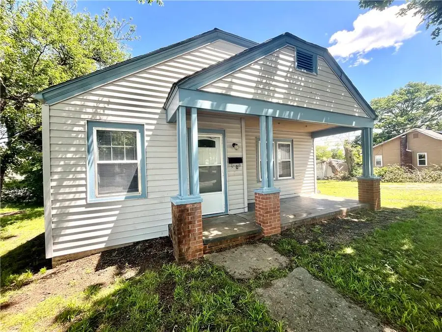 227 S Lynn Street, Nevada, MO 64772 - #2
