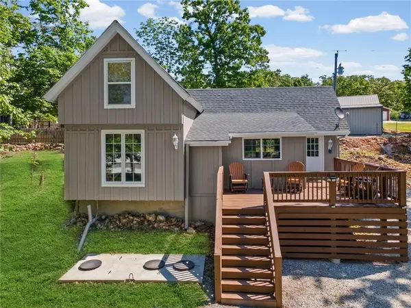 10057 Otter Road, Clinton, MO 64735