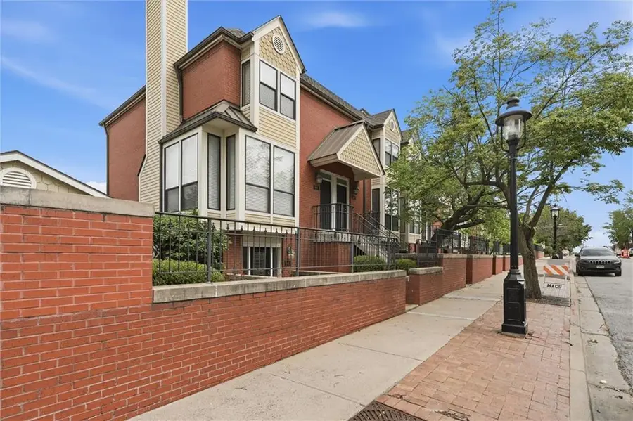 983 Pennsylvania Avenue, Kansas City, MO 64105 - #2
