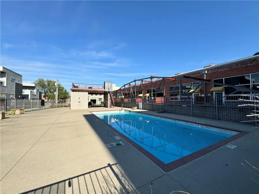 522 Locust Lane #302, Kansas City, MO 64106 - #2
