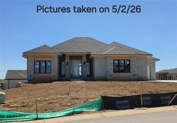 23905 W 112th Terrace, Olathe, KS 66061