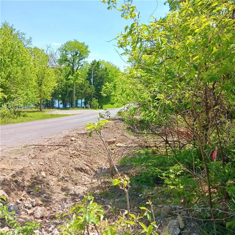 2-6 Pecan Drive, Linn Valley, KS 66040 - #2