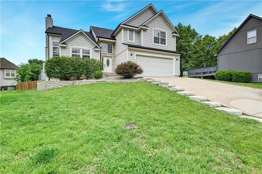 6319 Noreston Street, Shawnee, KS 66218 - #2