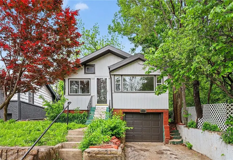 430 N 33rd Street, Kansas City, KS 66102 - #2