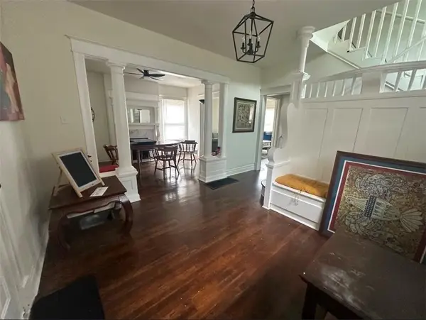 3215 E 28th Street, Kansas City, MO 64128