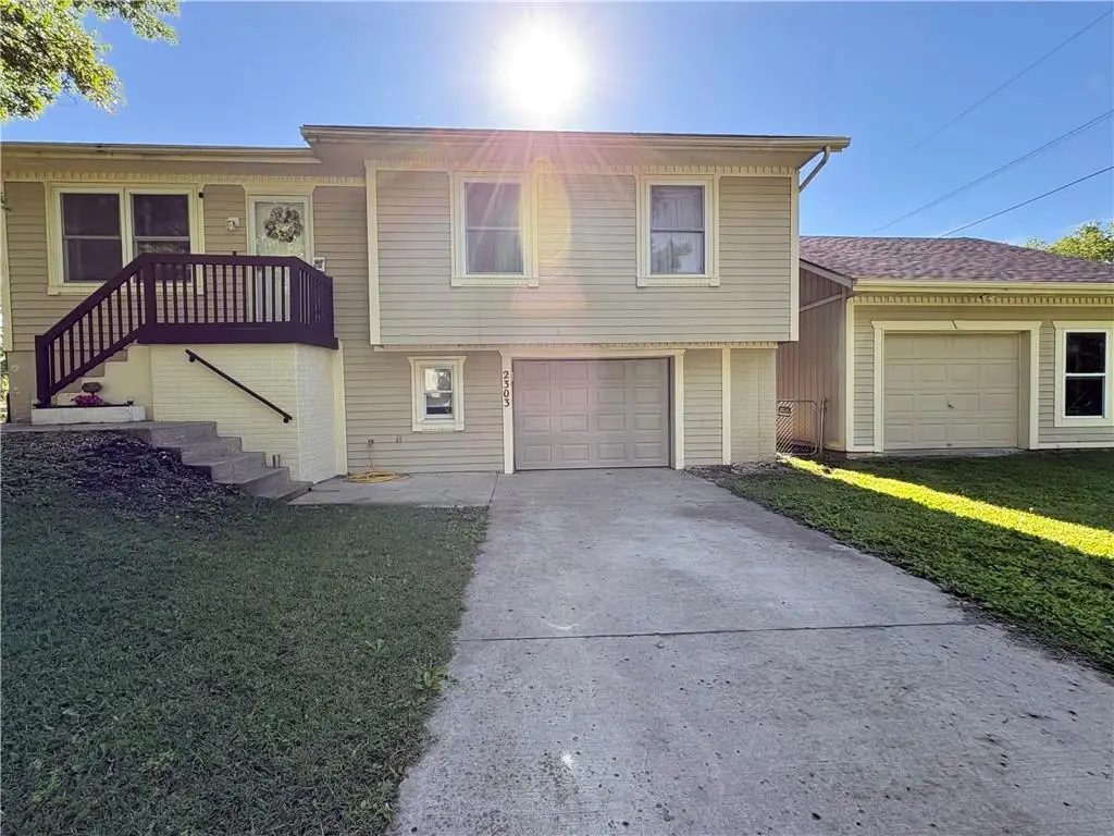 2303 Easton Street, Harrisonville, MO 64701 - #1