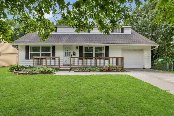 912 Ridge Drive, Belton, MO 64012