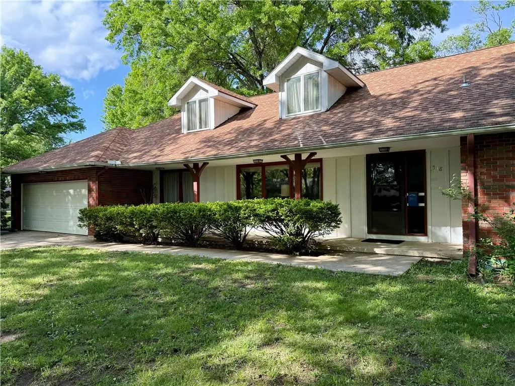 538 Lindley Drive, Lawrence, KS 66049 - #1
