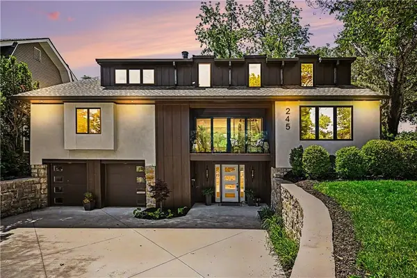 245 W 61st Street, Kansas City, MO 64113