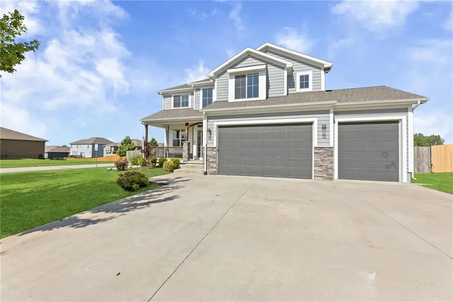 14096 S Landon Street, Olathe, KS 66061 - #2