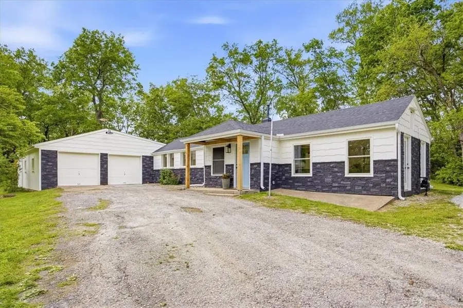 28 Tla Lake Shore Drive Street, Lees Summit, MO 64086 - #3