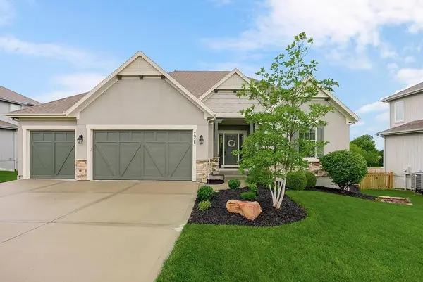 7928 Apache Road, Lenexa, KS 66227