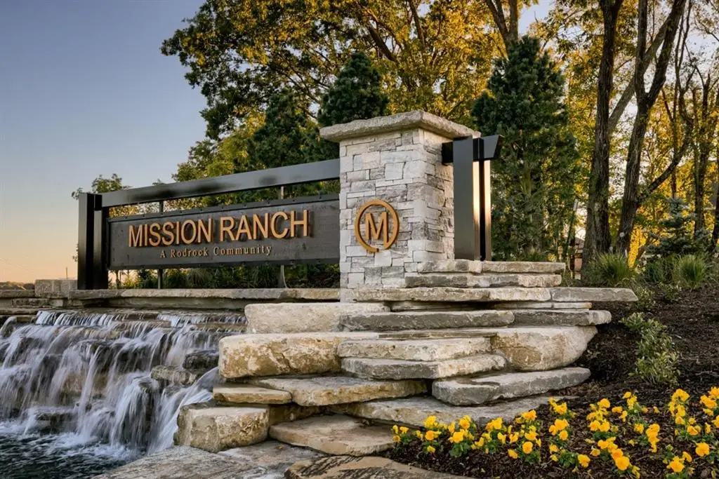 4017 W 158th Place, Overland Park, KS KS - #1