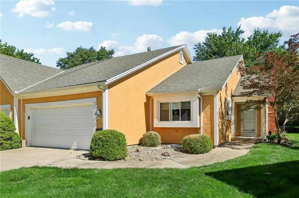 11318 King Street, Overland Park, KS 66210 - #1