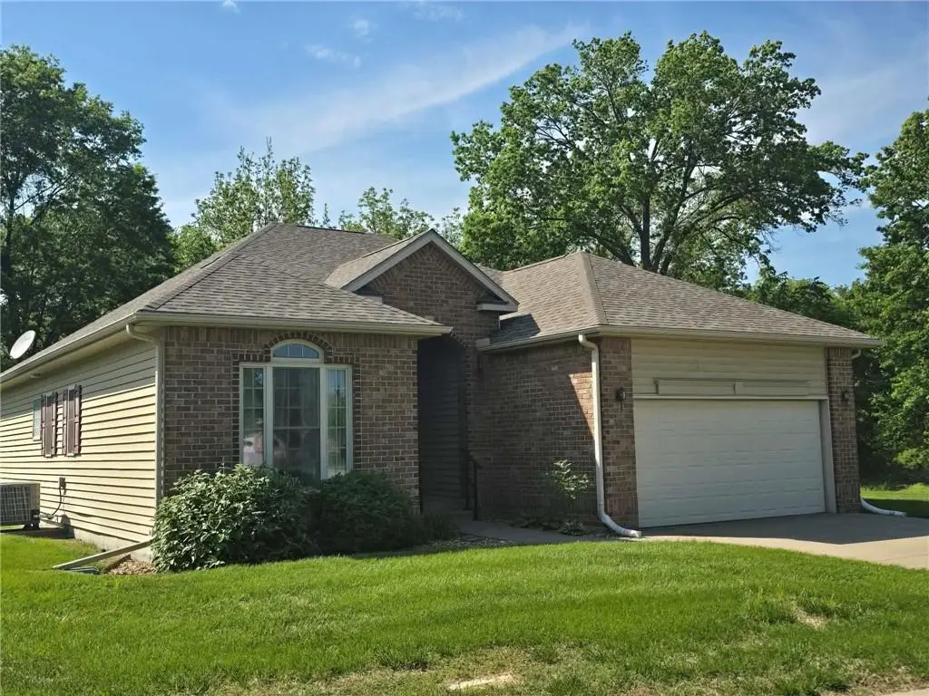 801 E Virginia Place, Clinton, MO 64735 - #1