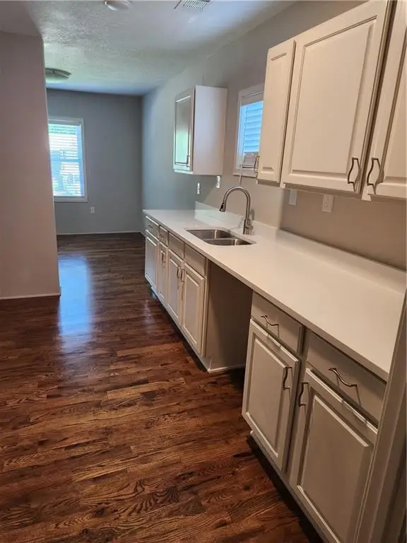3013 E 77 Terrace, Kansas City, MO 64132 - #2